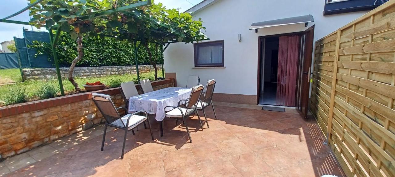 Apartments Mari Novigrad Istria Exterior foto