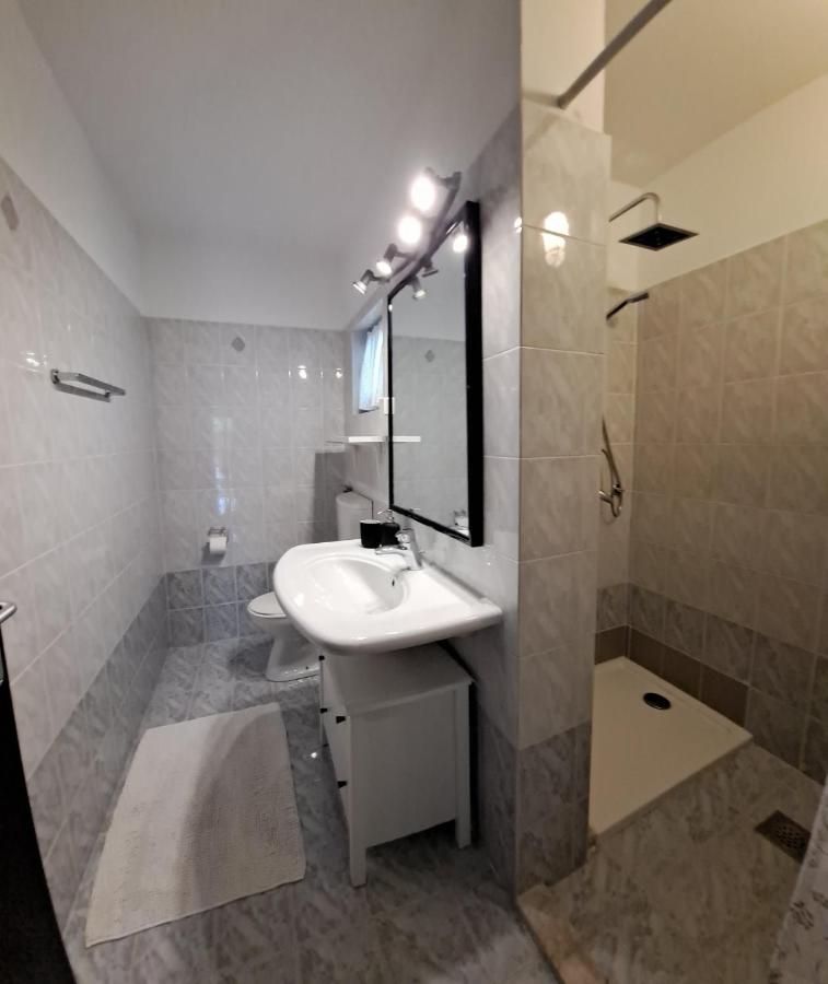 Apartments Mari Novigrad Istria Exterior foto