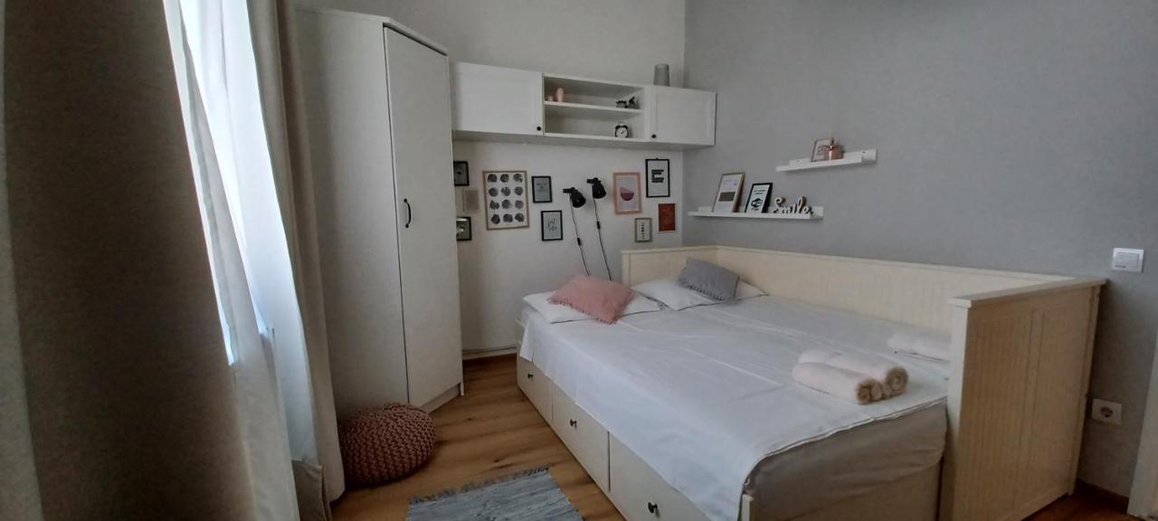 Apartments Mari Novigrad Istria Exterior foto