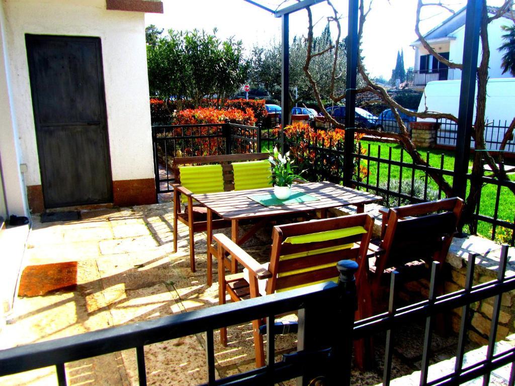 Apartments Mari Novigrad Istria Exterior foto