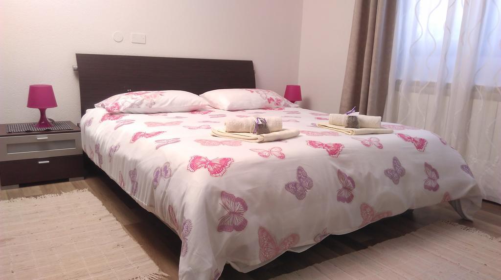 Apartments Mari Novigrad Istria Exterior foto